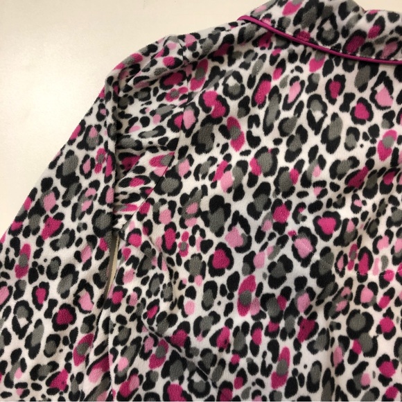 DKNY Pink and Grey Leopard print Button up Women’s size small - Picture 11 of 11